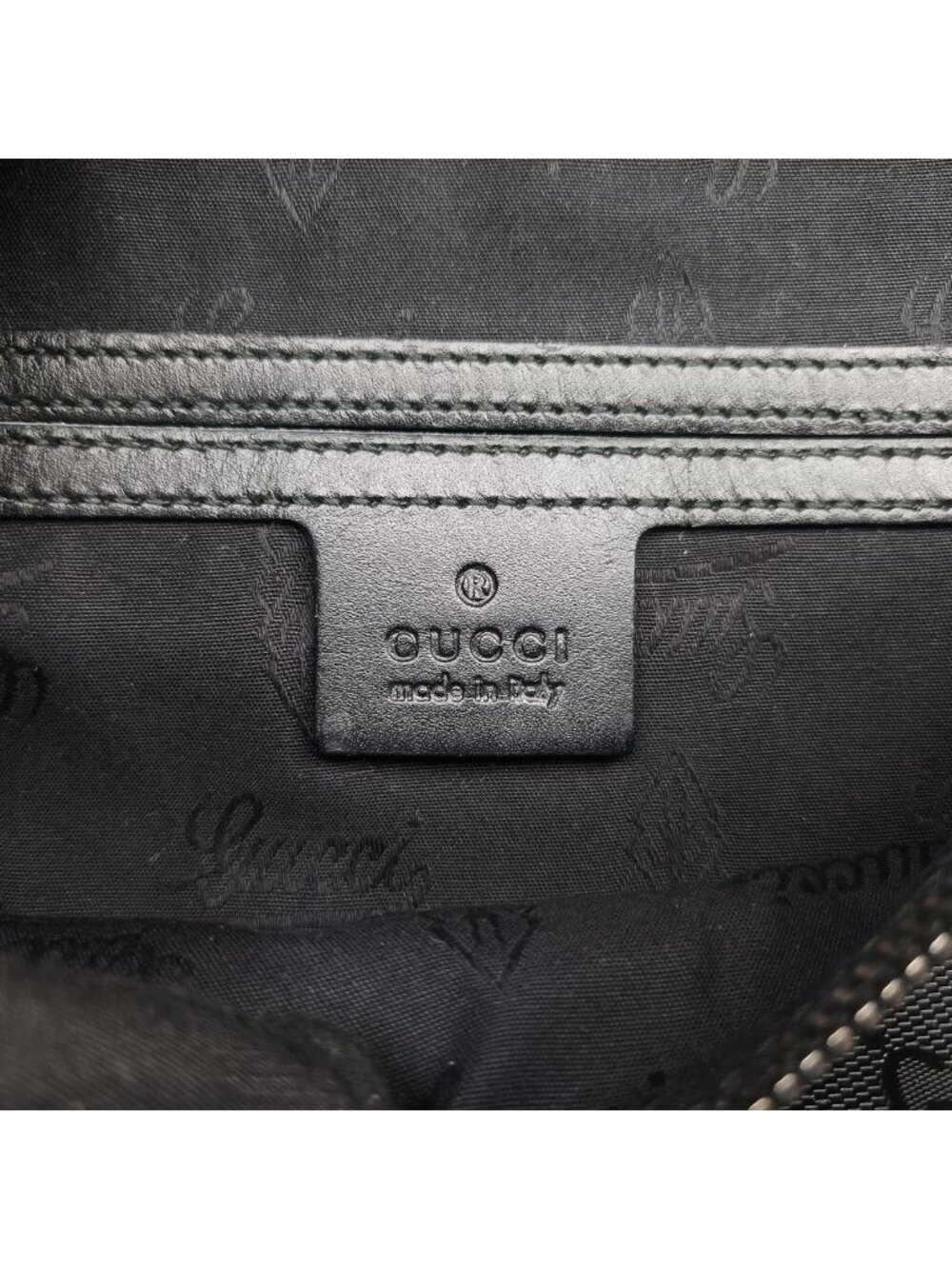 Gucci GG Supreme Black Handbag - Picture 10 of 16